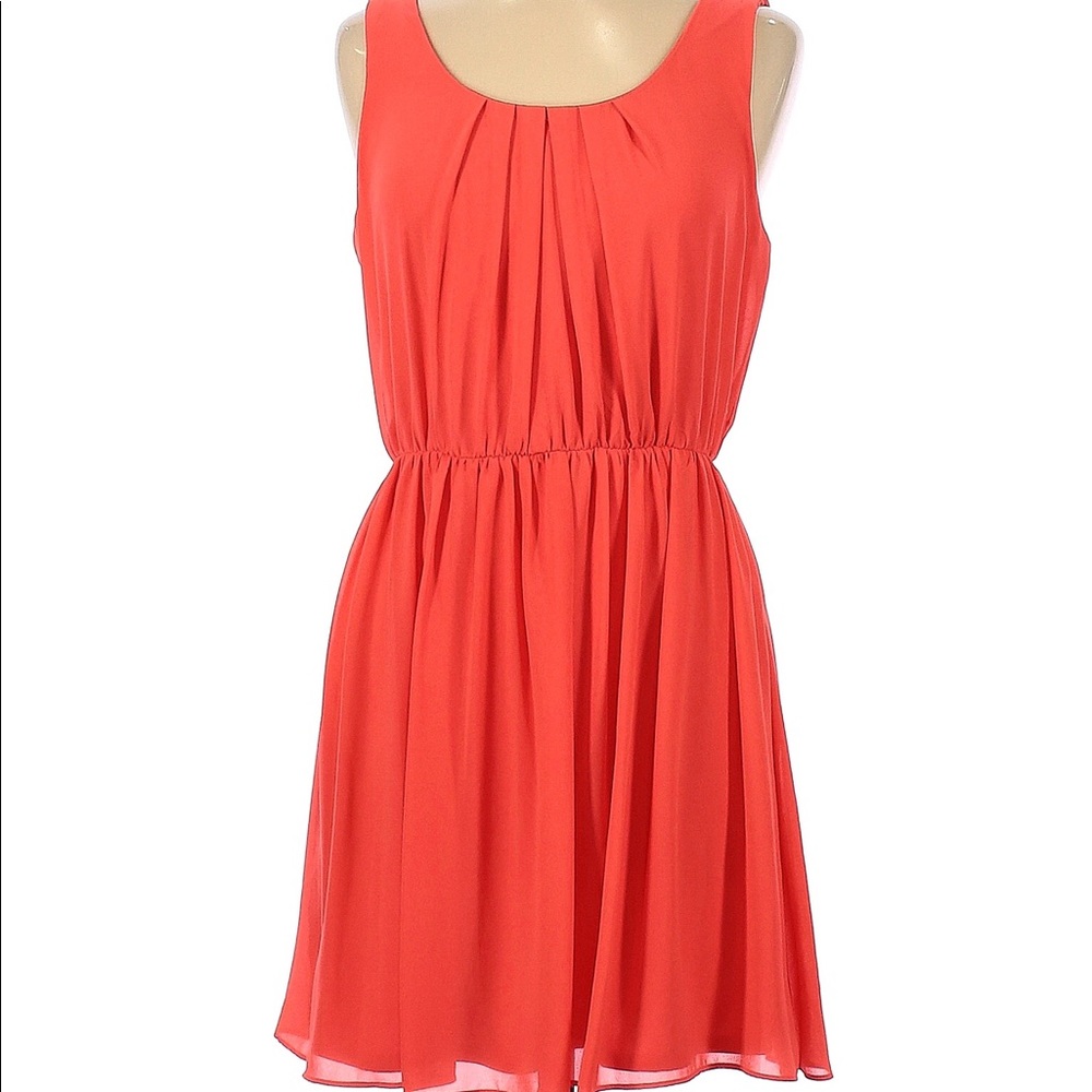 Business / Casual Red Flow Dress w/ Belt - Picture 6 of 7